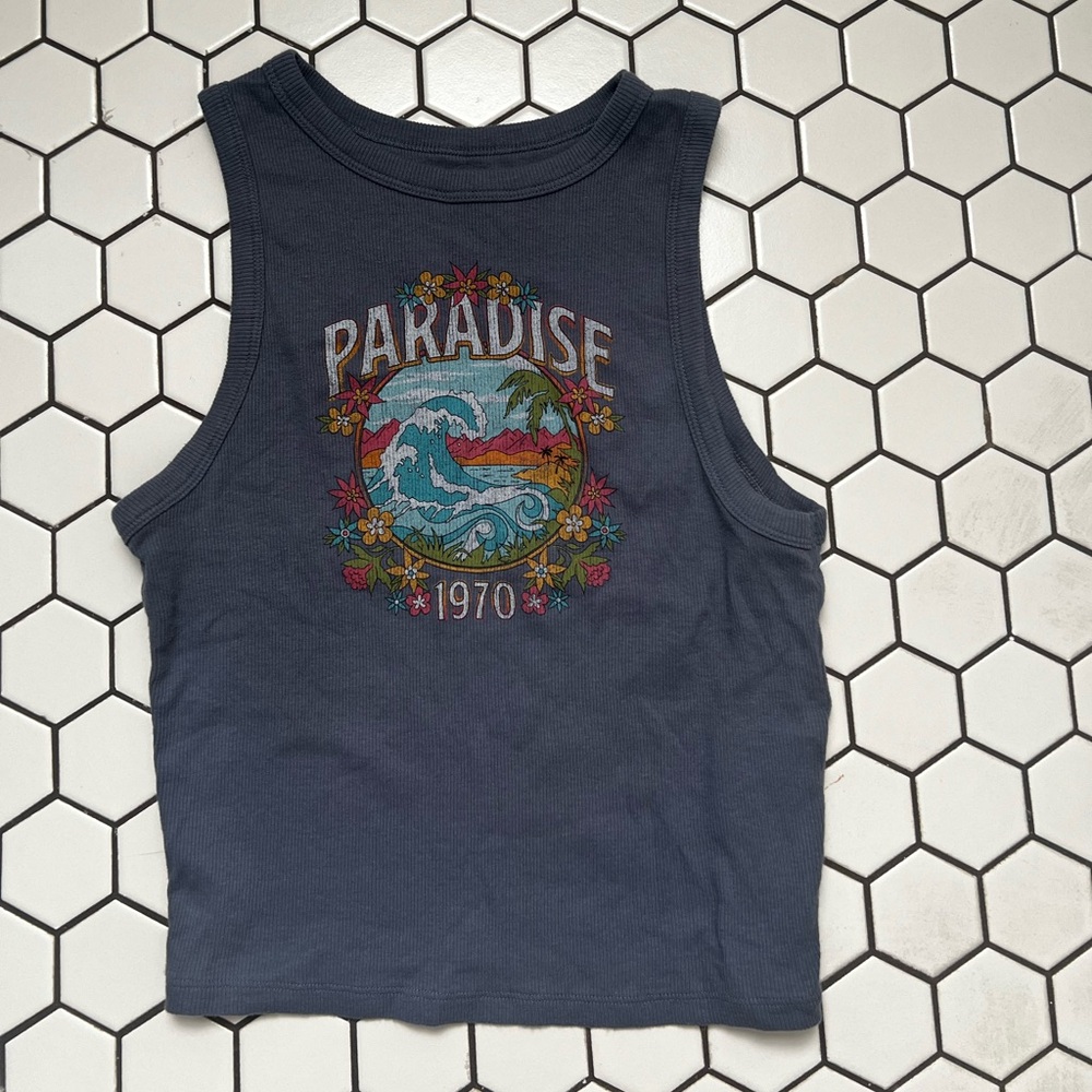 hollister tank top size medium